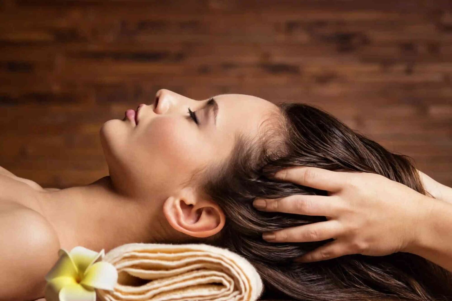 Home Massage vs Spa for Expats in Dubai