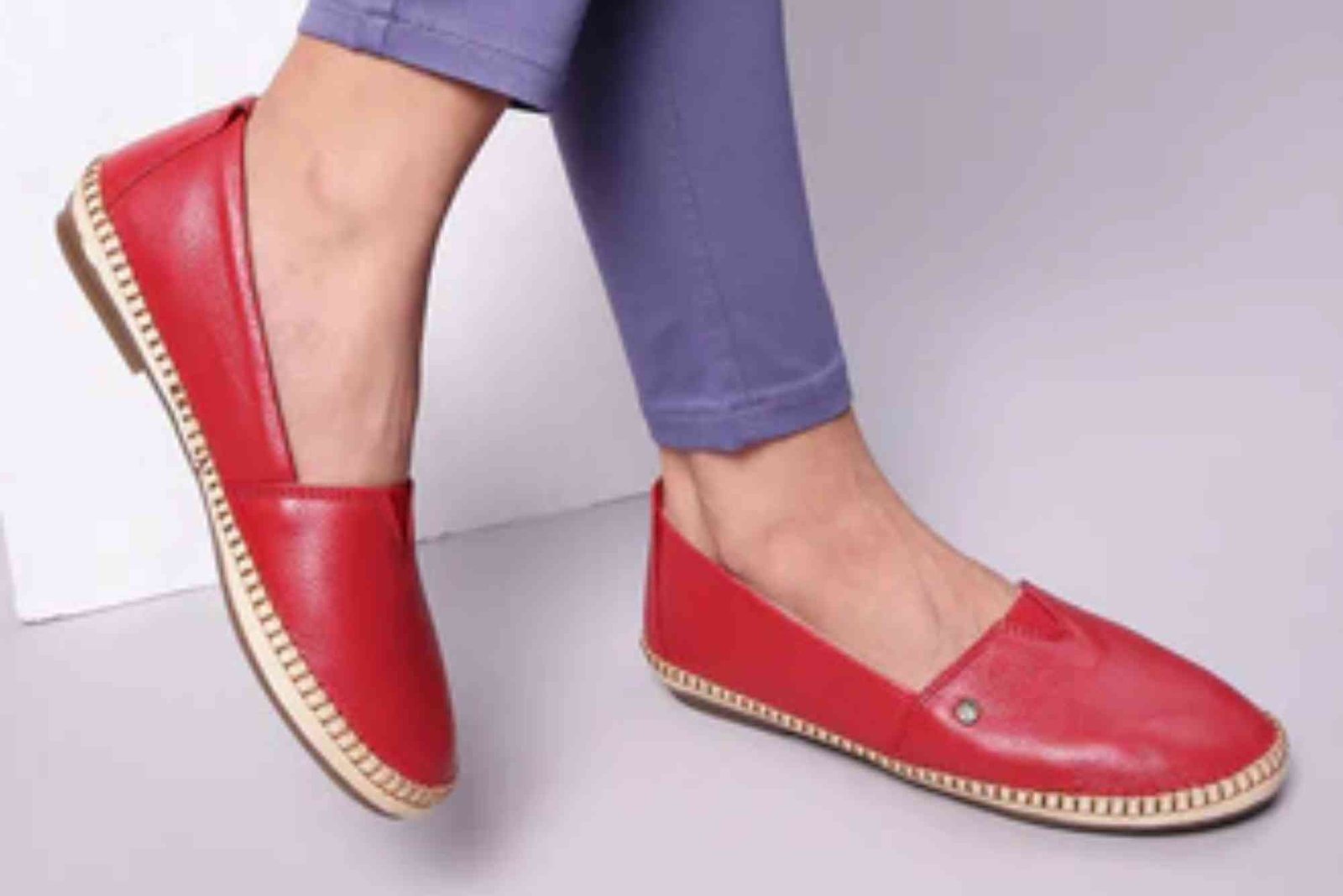 How to Choose Running Shoes For Women for Comfort and Style